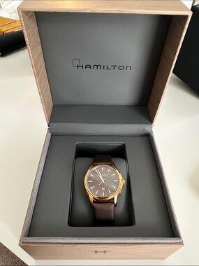 Hamilton women's Gold-Tone Watch jazzmaster viewmatic automatic